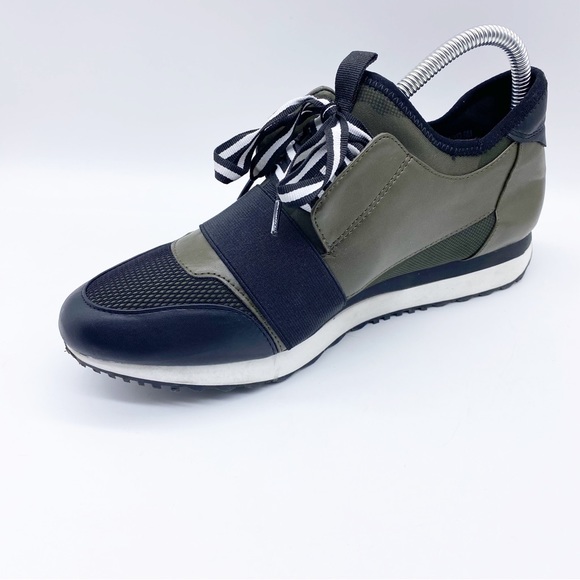 Steve Madden Kaiyo Black Camo Sneaker 9 - Picture 3 of 10